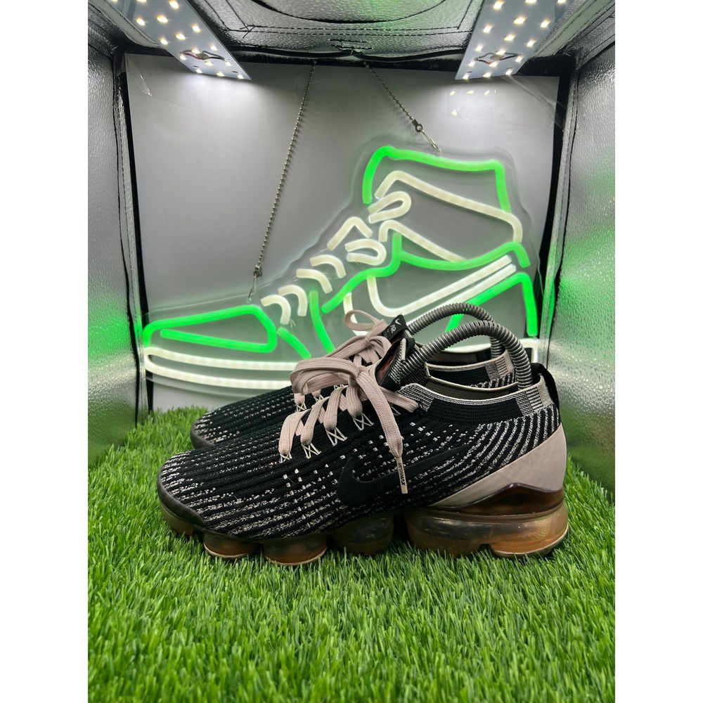 Nike Air VaporMax 3.0 Flyknit Black Fossil Running Shoes CU4748-001 Womens‎ 8